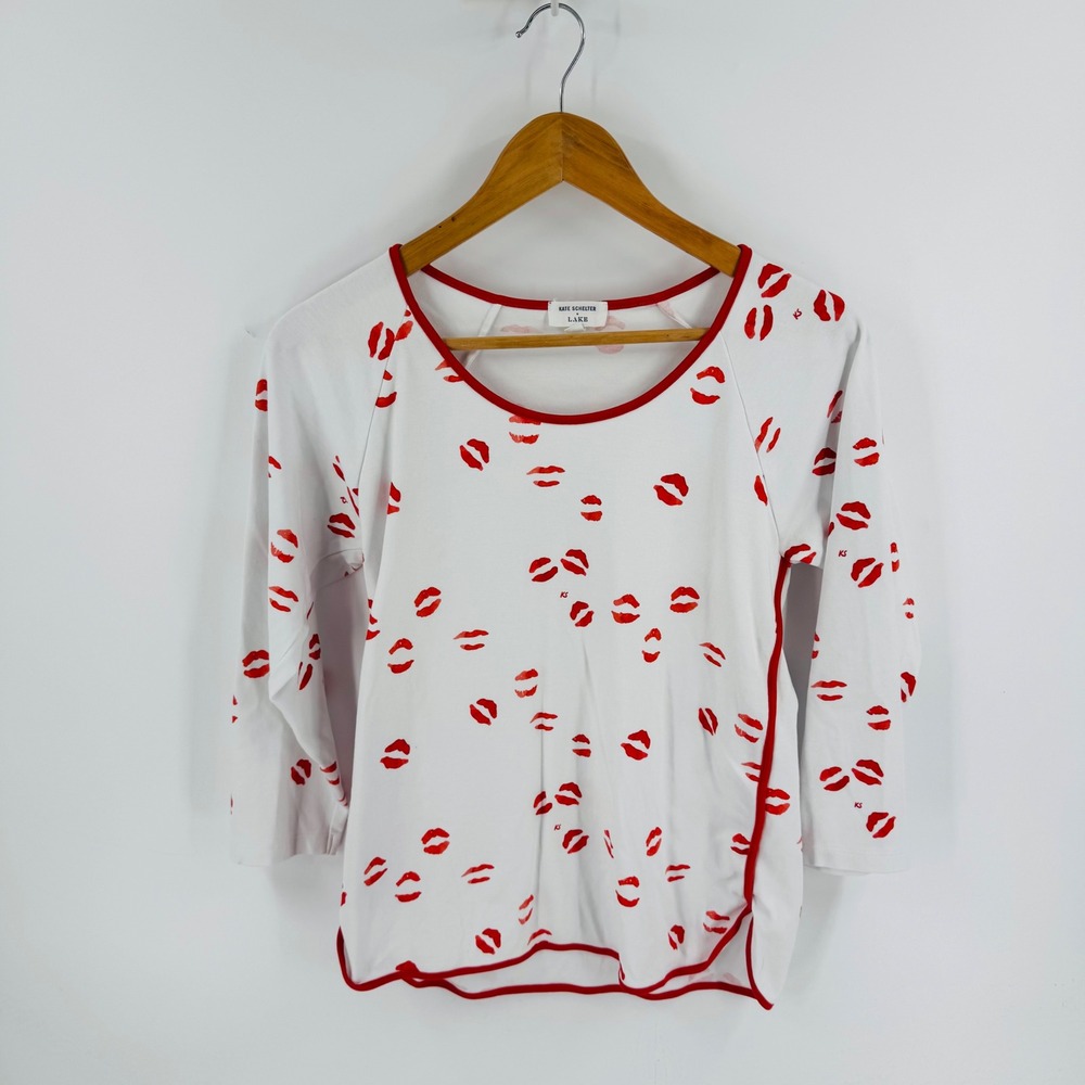 Kate Schelter x LAKE Pajamas Red Lip Print Pima Cotton Top White Red Size M